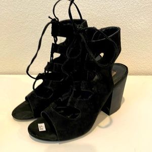 Steve Madden Bleu Black shoes size 7